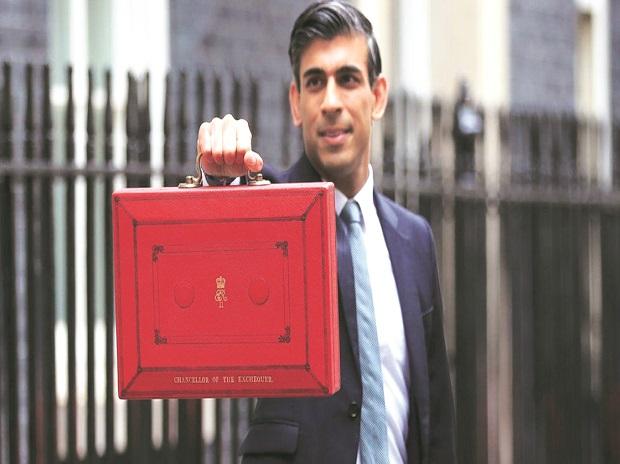UK set for best economic growth since 1973, says Rishi Sunak