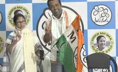 Tennis star Leander Paes joins Trinamool in presence of Mamata Leander Paes