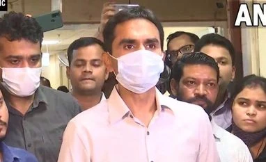 Mumbai: Sameer Wankhede's bar licence cancelled Sameer Wankhede