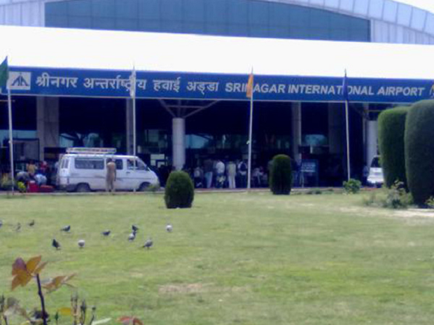 Srinagar airport gets free e-cart facility for passengers to reduce delays