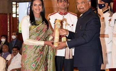 President Ram Nath Kovind confers Padma awards in Rashtrapati Bhavan President Ram Nath Kovind, P V Sindhu