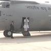 PM lands on Purvanchal Expressway in C-130J aircraft to inaugurate highway