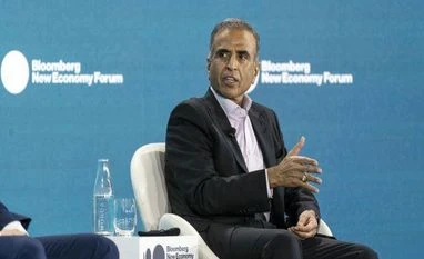 Delhi air pollution prompts Sunil Mittal to say: 'We can't live like this Sunil Mittal