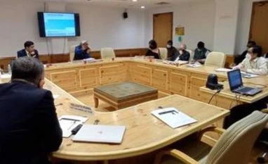 EAC-PM members say a real rate of growth of 7%-7.5% in FY23 seems likely eac pm