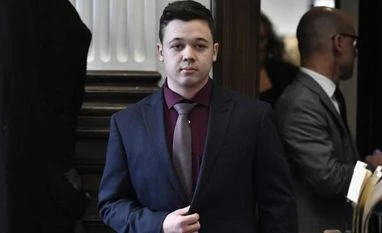 US teen, who shot dead 2 in Kenosha shootings, acquitted on all charges Kyle Rittenhouse