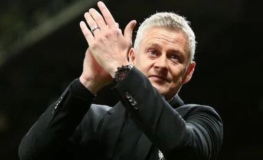 Manchester United sack manager Ole Gunnar Solskjaer after emergency meeting Ole Gunnar Solskjaer