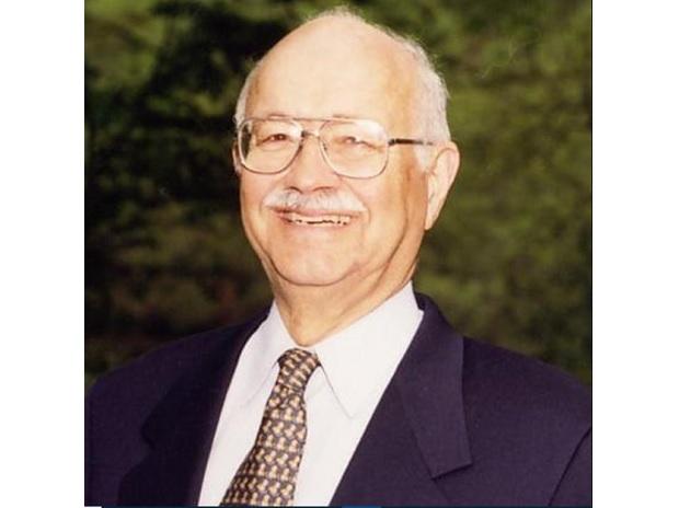 Subway sandwich chain co-founder Peter Buck dies at 90 Subway sandwich chain co-founder Peter Buck dies at 90