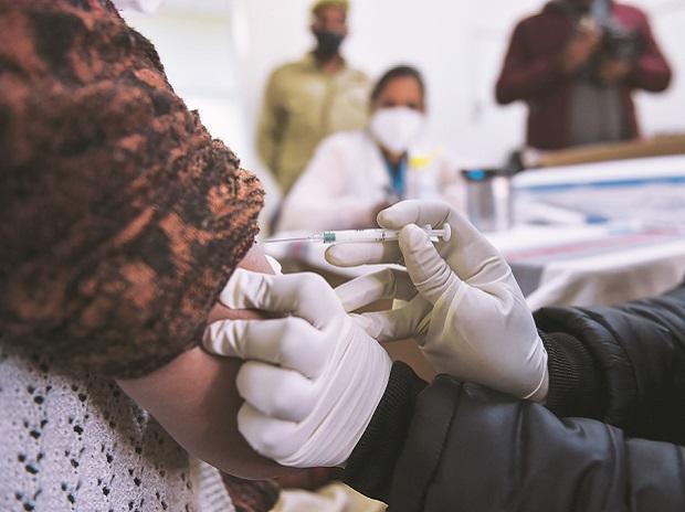 Vaccination picks up pace as Omicron variant puts nation on alert