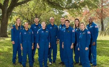 From Pilots, doctor to physicist, cyclist: NASA selects 10 new astronauts NASA new astronauts