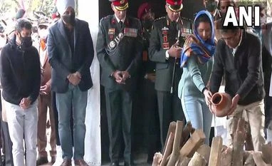 Chopper crash: Brigadier Lidder cremated with full military honours Funeral of Brigadier Lidder