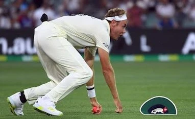 Ashes: Stuart Broad becomes third England cricketer to play 150 Tests Stuart Broad, Ashes