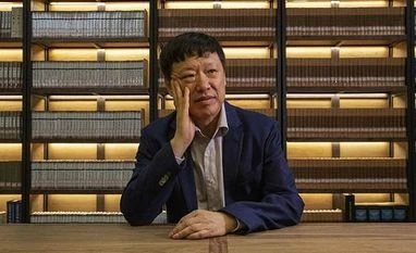 Combative Chinese newspaper editor whose tweets moved markets retires Hu Xijin