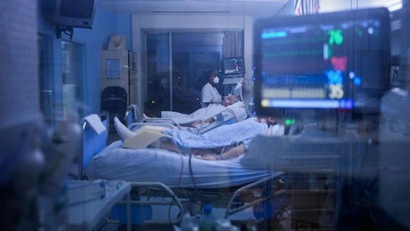Omicron, hospital Photo: Bloomberg