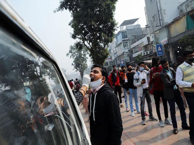 Omicron triggers tighter restrictions; Maharashtra, Delhi have most cases