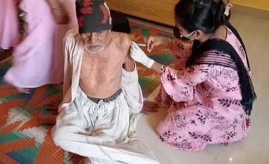 Third wave of Covid led by Omicron to end in April: IIT-K Professor covid vaccination