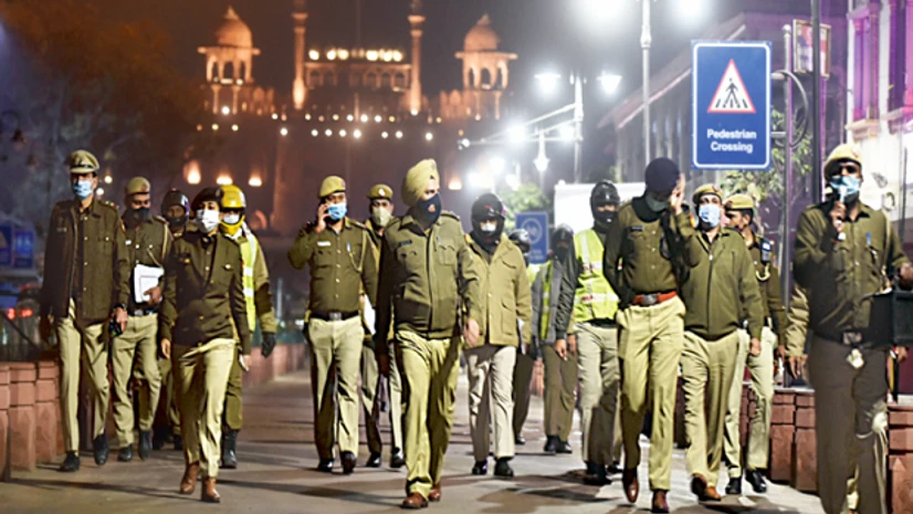 Delhi Police, Night Curfew, Omicron Delhi Police, Night Curfew, Omicron