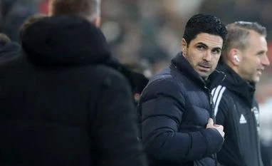 Arsenal manager Arteta tests positive for Covid again, Barca has 3 cases Mikel Arteta