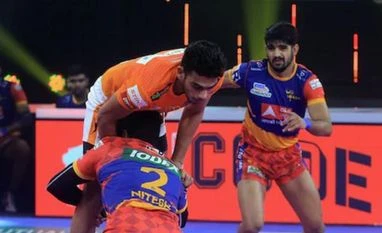Surender Gill shines as UP Yoddha thrash Puneri Paltan 50-40 pkl