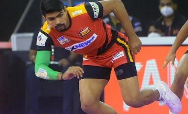 PKL 9: Bengaluru Bulls decimate Dabang Delhi to qualify for semifinals Bengaluru Bulls