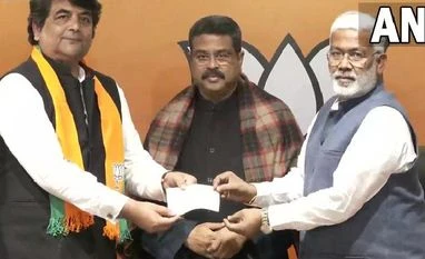 Congress leader and former Union minister RPN Singh joins BJP RPN Singh