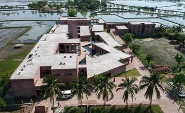B'desh hospital, a cyclone-hit area's lifeline, rated world's best building Friendship Hospital