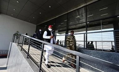 Stranded in Delhi, not allowed to fly for Muzaffarnagar, alleges Akhilesh Akhilesh Yadav
