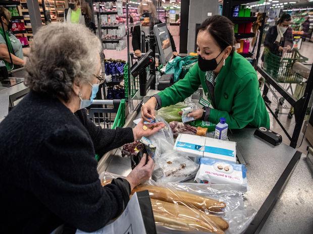 Strong earnings eclipse surging euro zone inflation for now