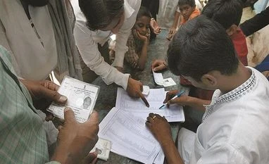 Those not linking Aadhaar with election card will stay in voters' list: Gov Voter Lists