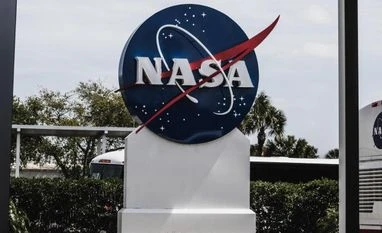 NASA says lost contact with spacecraft on way to test moon orbit nasa