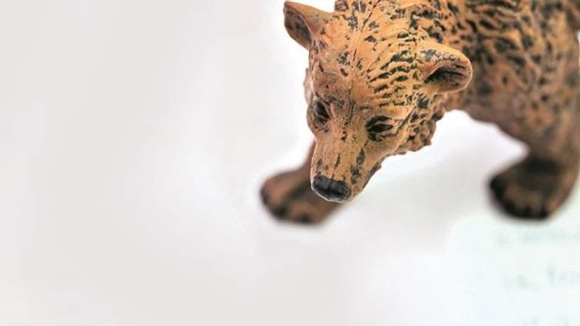 stock market, bear market Indices slump 3% as fears on Ukraine grow; India VIX index jumps 23%