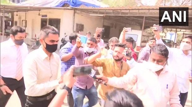 Mumbai NCB ex-chief Sameer Wankhede appears before police in forgery case