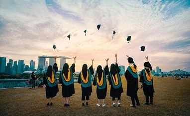 What you shouldn't wait till after graduation to learn money management