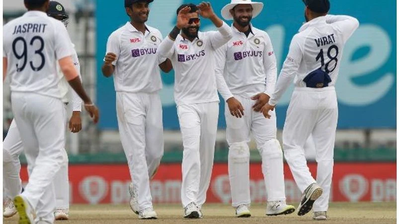 India vs Sl 2022 Ravindra Jadeja celebrates after picking a wicket against Sri Lanka. Photo: @BCCI