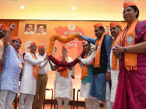 People voting for development: Modi in poll-bound Gujarat People voting for development: Modi in poll-bound Gujarat