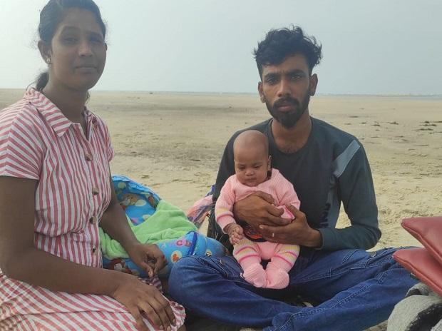 16 refugees land in Tamil Nadu as economic crisis hits Sri Lanka 16 refugees land in Tamil Nadu as economic crisis hits Sri Lanka