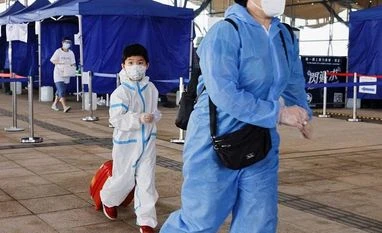 Covid cases rise for second straight week, deaths fall, says WHO coronavirus