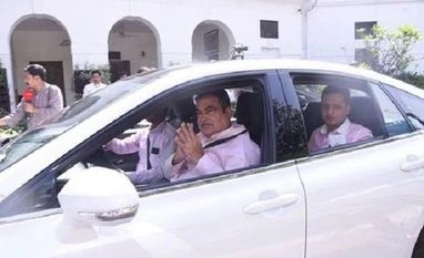 Budget Session: Accountancy Bill approval, vehicle safety norms, and more Nitin Gadkari