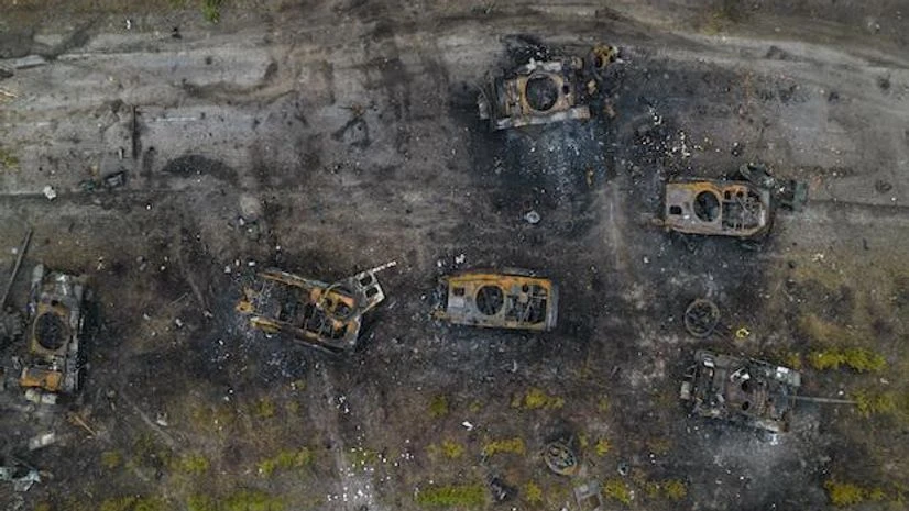 Destroyed Russian armored vehicles are seen in the outskirts of Kyiv, Ukraine, Thursday, March 31, 2022. (AP Photo/Rodrigo Abd) Destroyed Russian armored vehicles are seen in the outskirts of Kyiv, Ukraine, Thursday, March 31, 2022. (AP Photo/Rodrigo Abd)