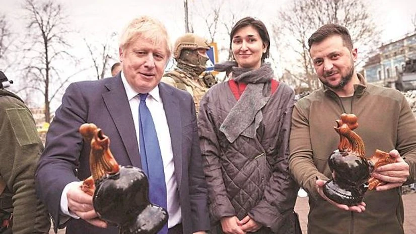 Zelenskyy, Boris Johnson Ukraine President Volodymyr Zelenskyy (right) and Britain’s Prime Minister Boris Johnson in Kyiv. (Photo: AP/PTI)