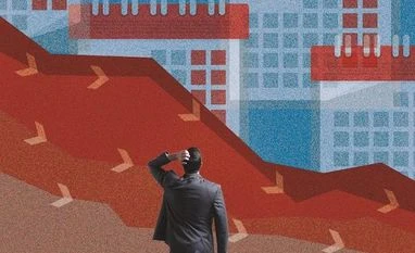 Trading strategies for beaten down HDFC twins, bank stocks markets