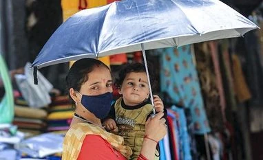 IMD issues yellow alert for Delhi as heatwave may return on Wednesday Delhi heat
