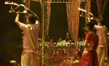 Vice President M Venkaiah Naidu visits Ayodhya, Varanasi Venkaiah Naidu