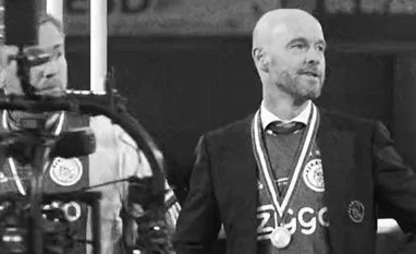 Manchester United appoints Erik ten Hag as 5th manager in 9 years Erik ten Hag