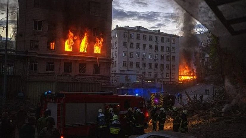 Kyiv, Ukraine Emergency services are working in the area following an explosion in Kyiv, Ukraine on Thursday, April 28, 2022. Russia struck the Ukrainian capital shortly after a meeting between President Zelenskyy and U.N. chief Guterres on Thursday. (AP/PTI)