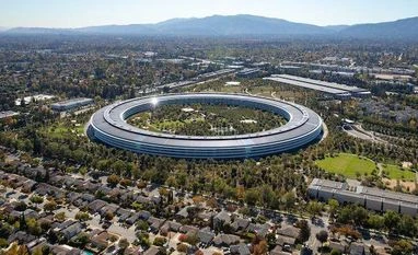 Apple delays plan to have staff in office three days a week from May 23 Apple