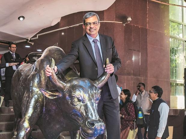 Policyholders who missed out on allotment will pick up LIC shares: MR ...