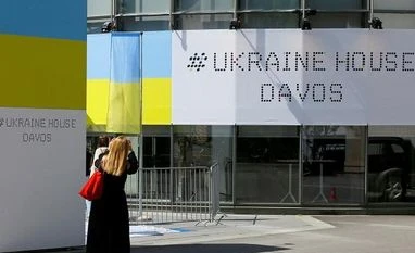At Davos forum, Ukrainian MPs call for greater sanctions on Russia Davos