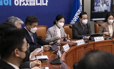 A 26-year-old sex-crime fighter is taking South Korean politics by storm Park Ji-hyun