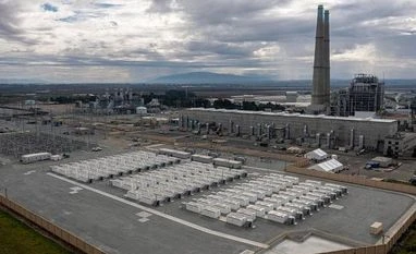 As world struggles with energy and climate crises, these batteries can help Battery, power storage