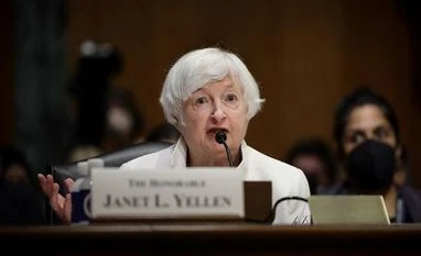 Janet Yellen projects that US could hit debt ceiling as soon as June 1 Janet Yellen, US Treasury Secy